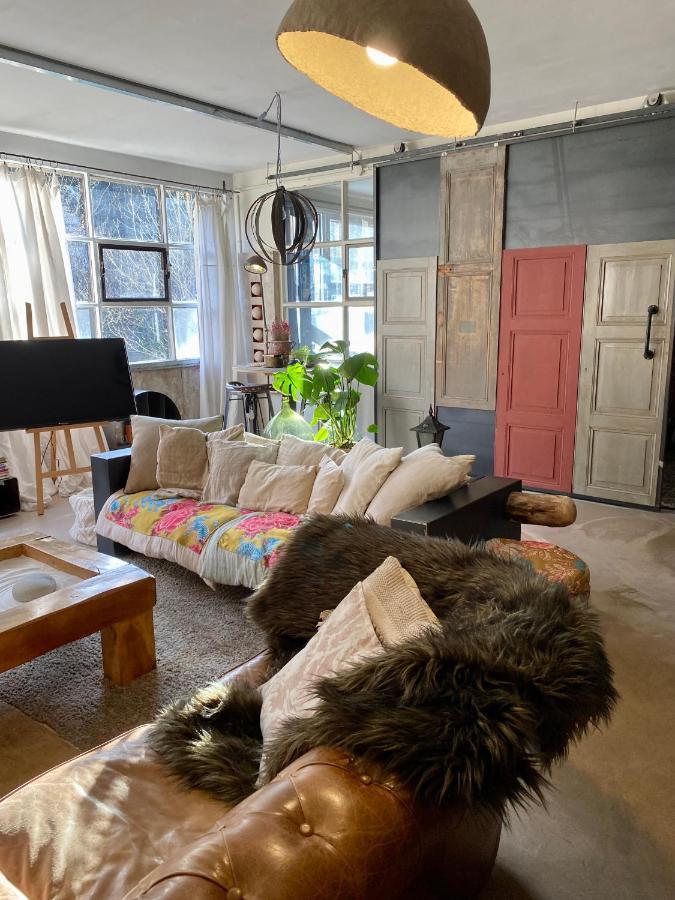 Un Autre Monde Apartment